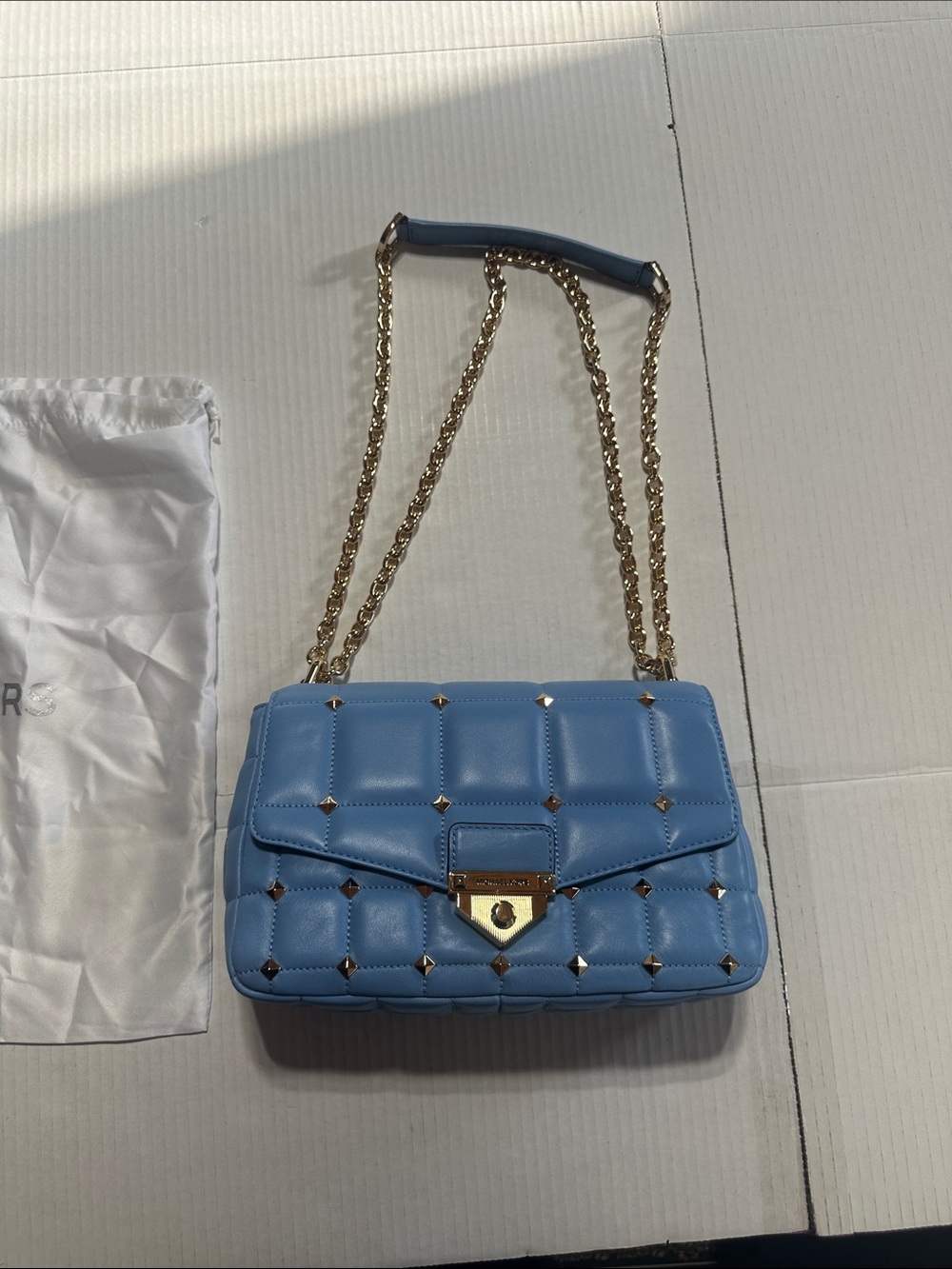 NWT MICHAEL Michael Kors Soho Blue Quilted leather  Shoulder Bag Gold Chain stud